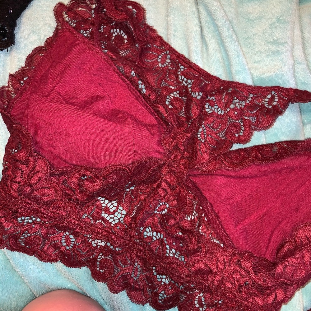 Set of two bralettes - Picture 5 of 8